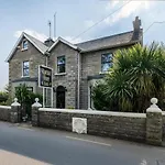 Riverdale House B&B