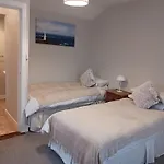 Airbnb Guesthouse