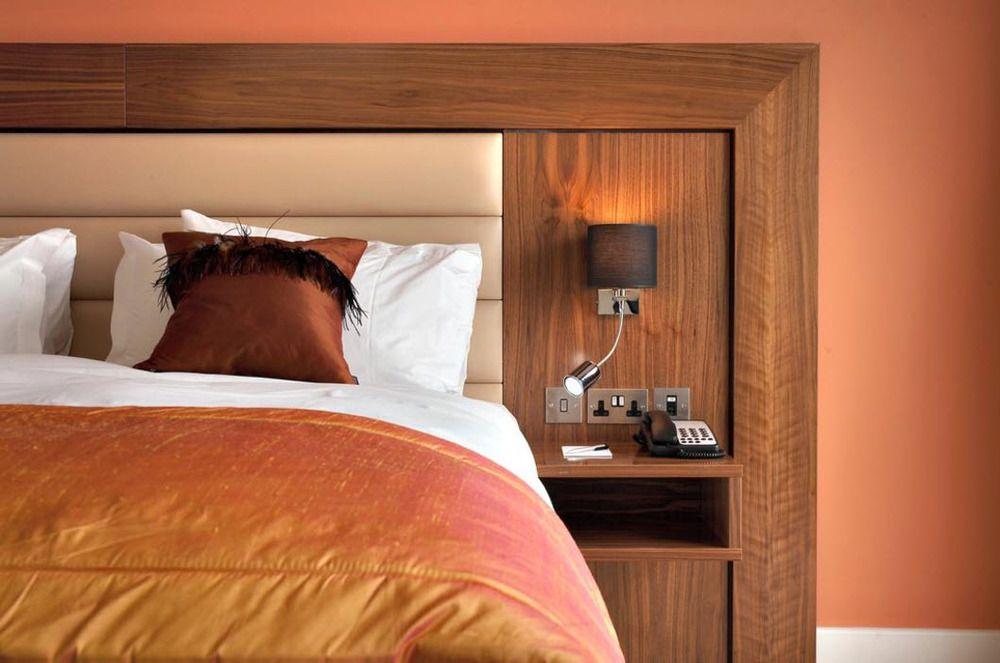 Springs 4* Athlone