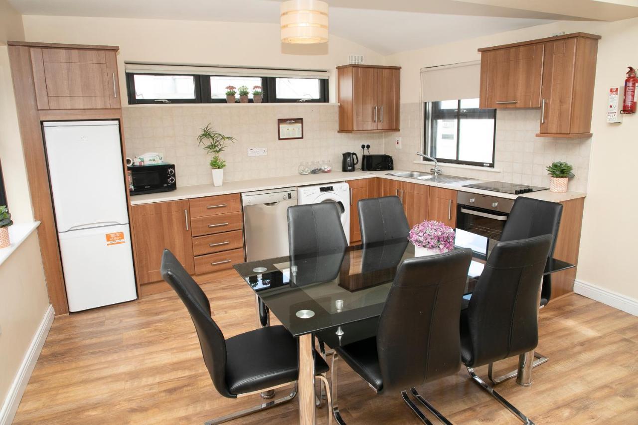 Arch House Apartment