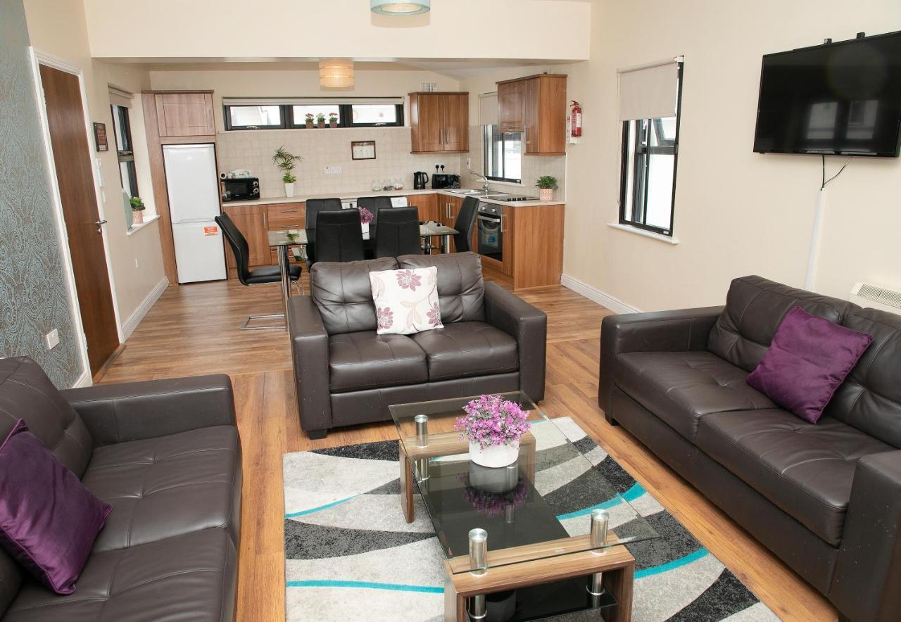 Arch House Apartment *