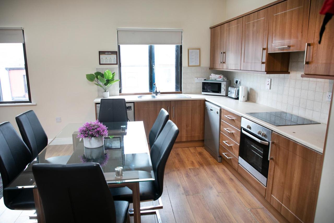 Bed & Breakfast Arch House &