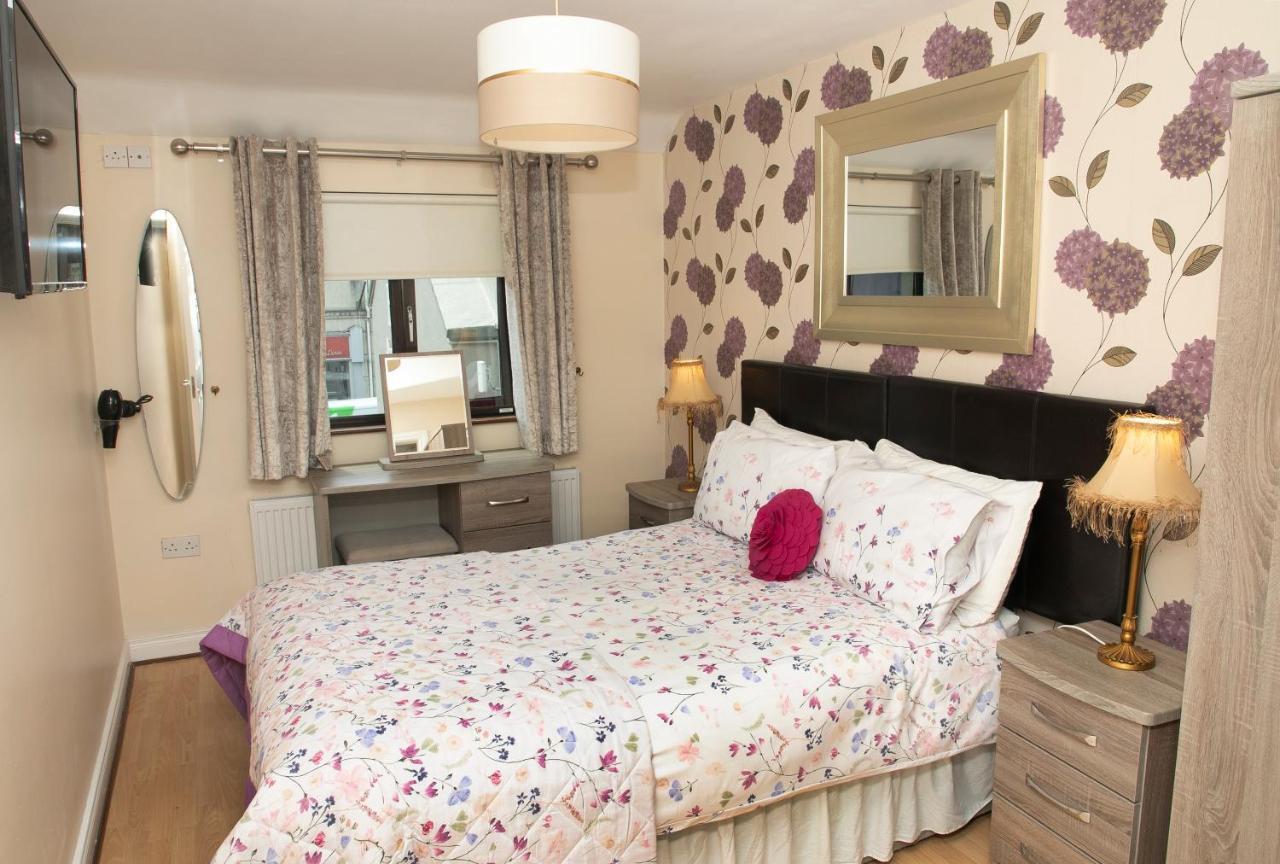 Arch House & Bed & Breakfast