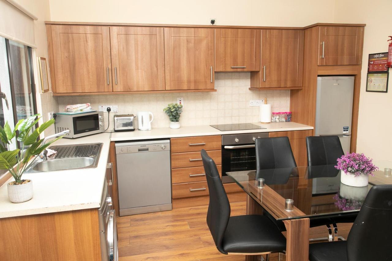 Arch House Apartment *