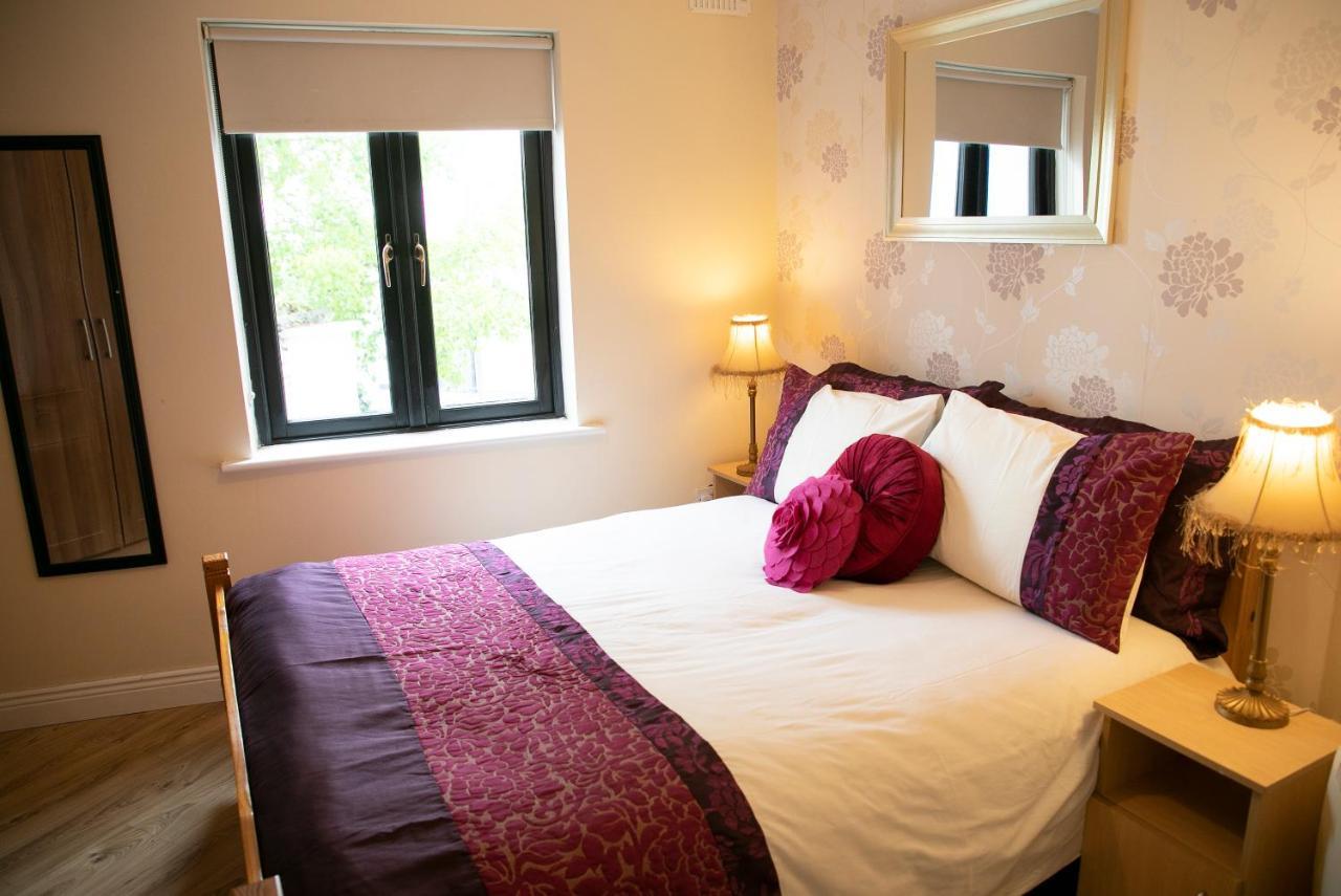 Arch House * Athlone