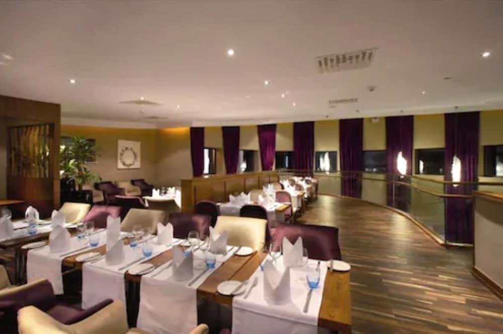 Springs Hotel