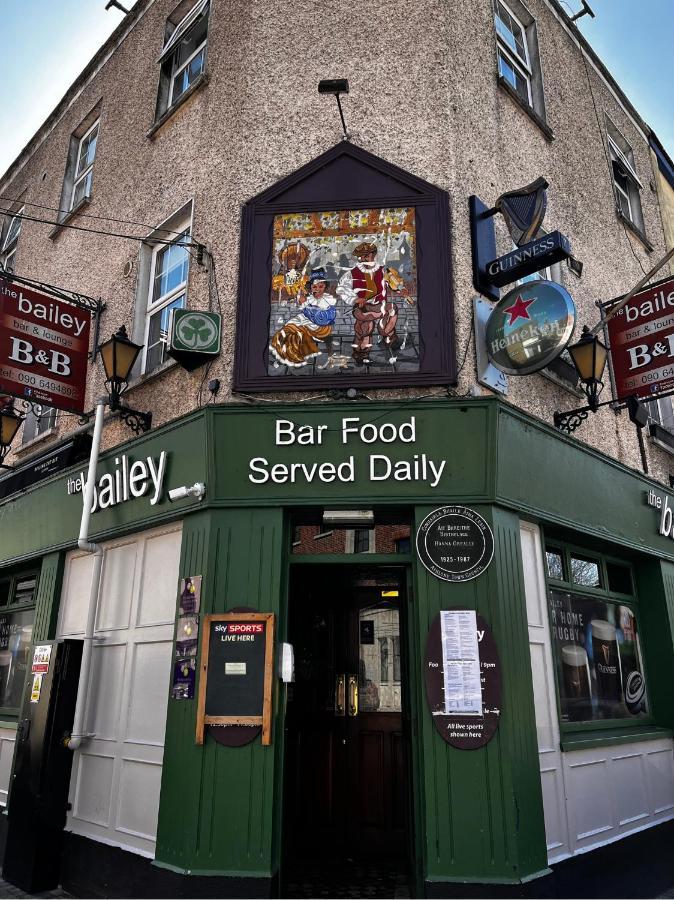 The Bailey Bar & Lounge Bed & Breakfast *