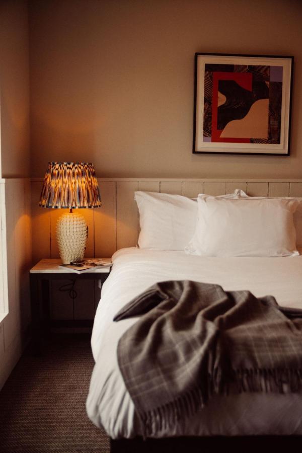 Hotel Glasson Lakehouse 4*