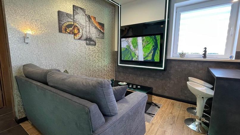 #4 Tgha Luxury One Bedroom In Athlone