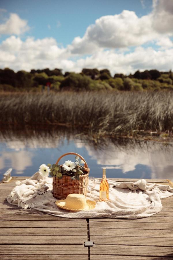 Hotel Glasson Lakehouse