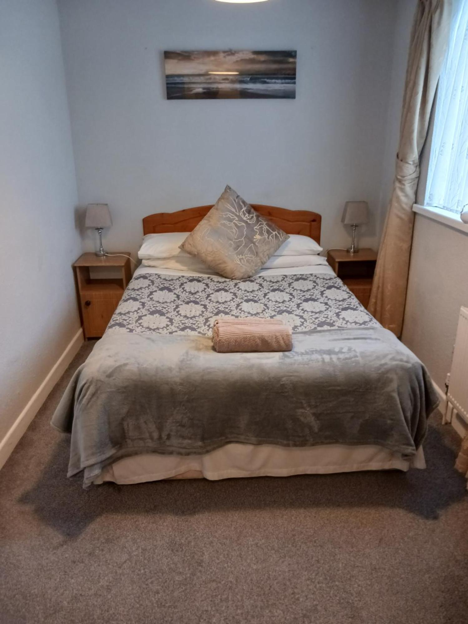 Airbnb Guest house *