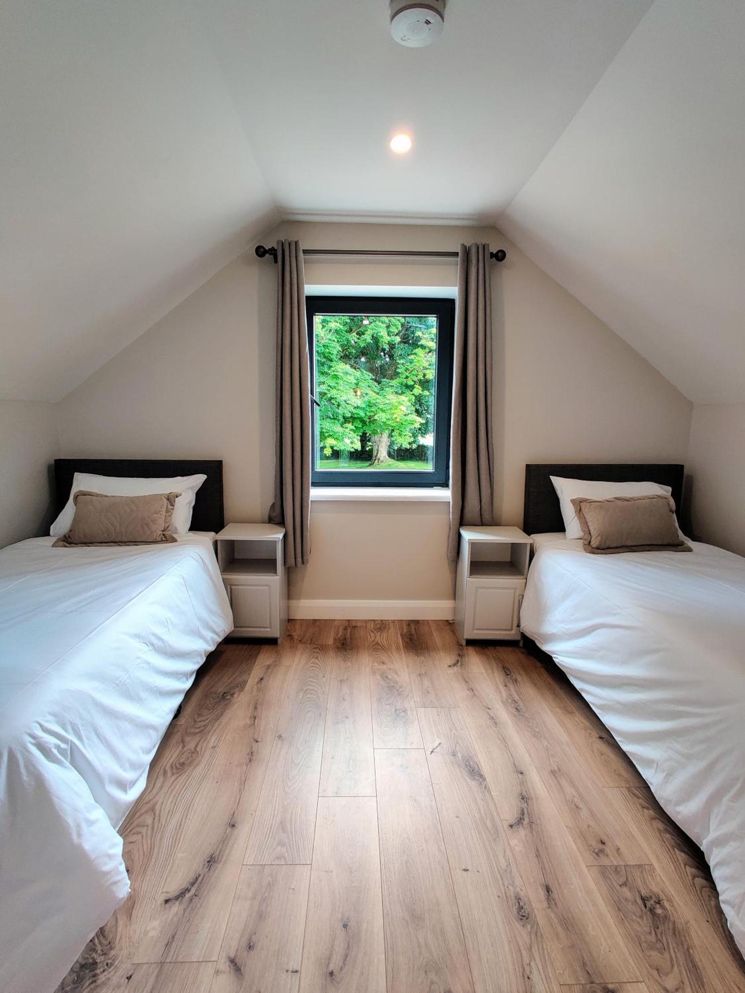 Moynure House Boutique B&B & Separate Two Bedroom Chalet 4*