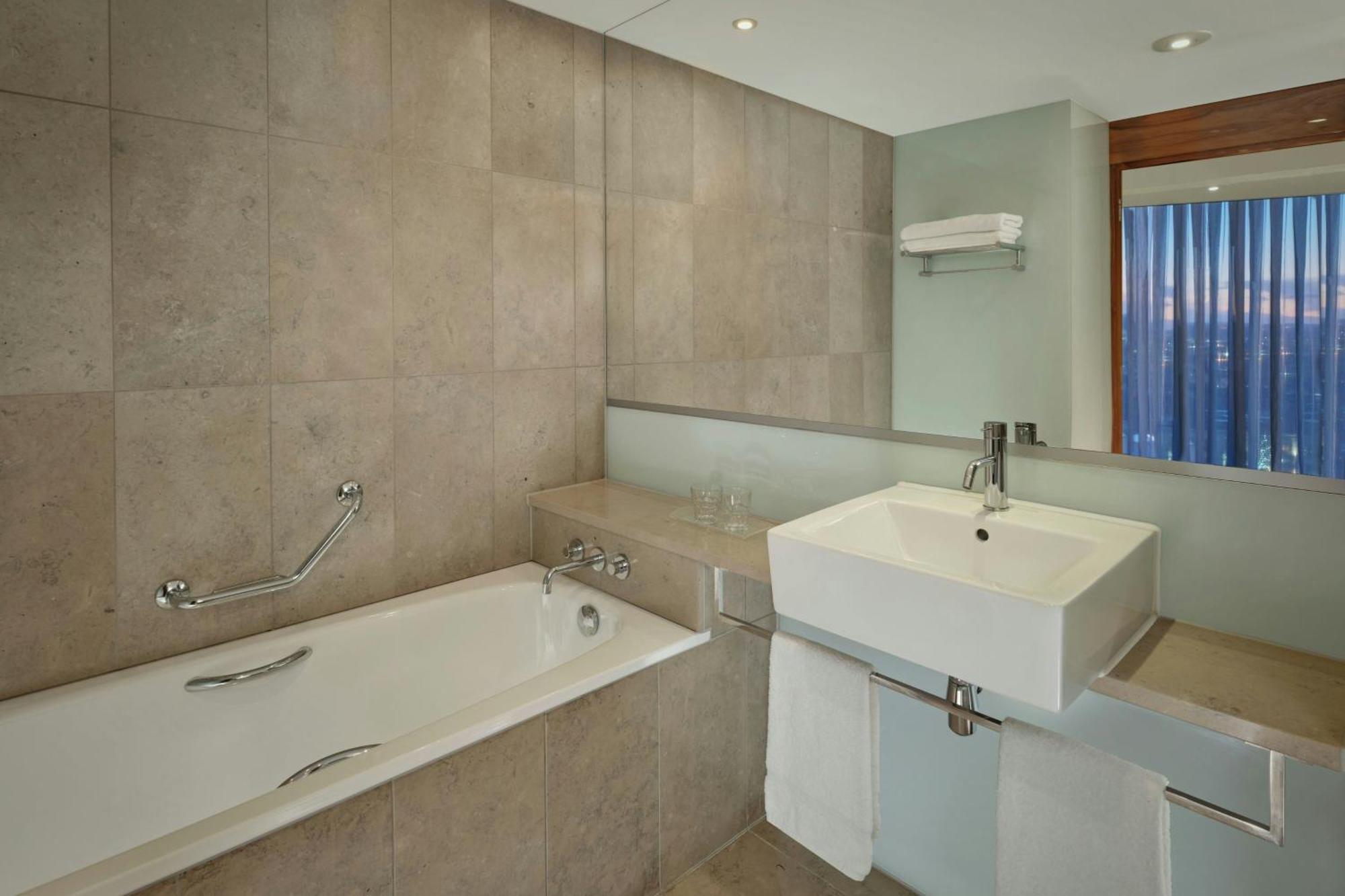 Sheraton Hotel 4*