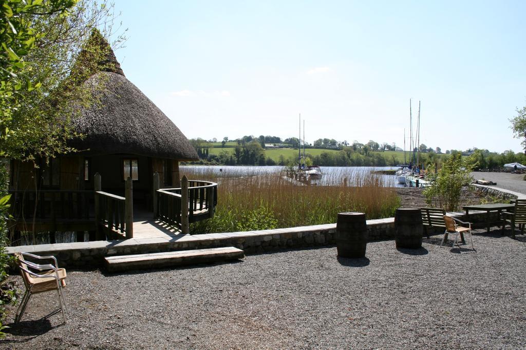 Glasson Lakeshore Cabins Lodge
