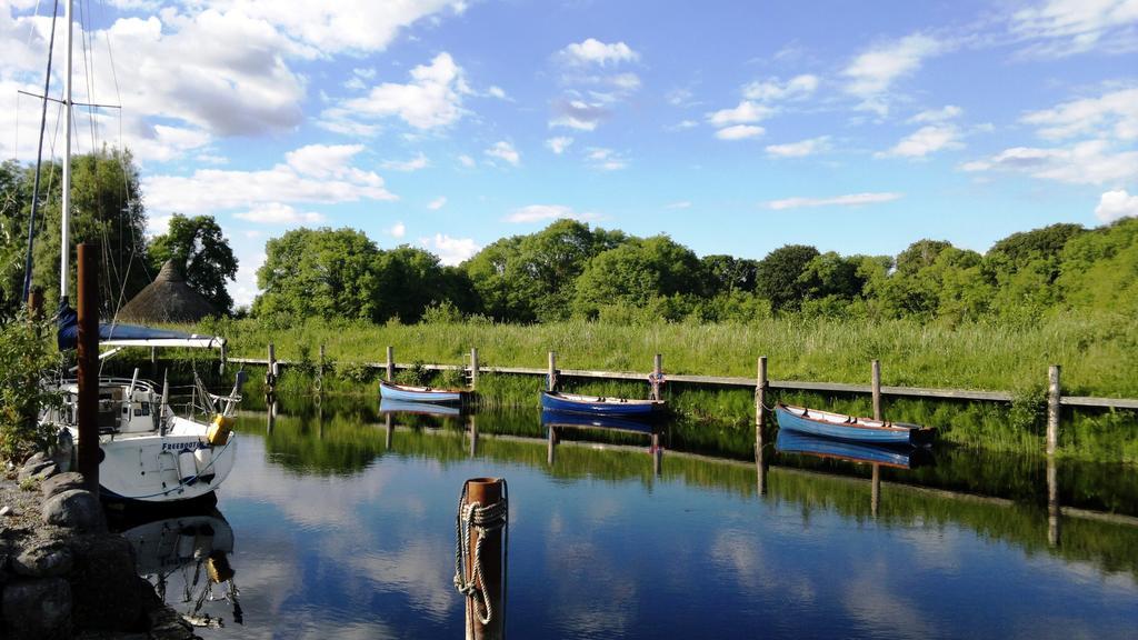 Glasson Lakeshore Cabins Lodge Athlone