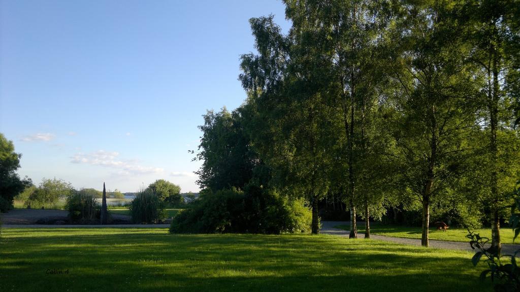 Glasson Lakeshore Cabins * Athlone