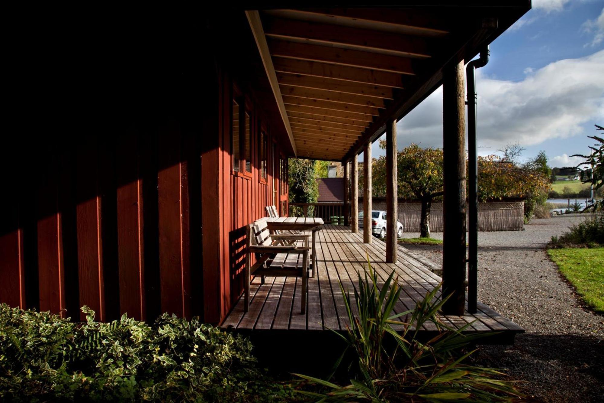 Lodge Glasson Lakeshore Cabins *