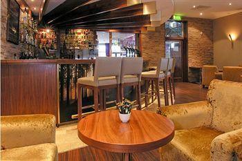 Springs 4* Athlone