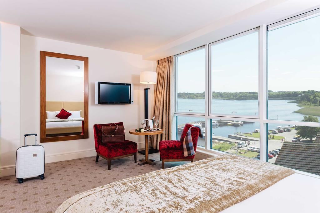 Hodson Bay Athlone
