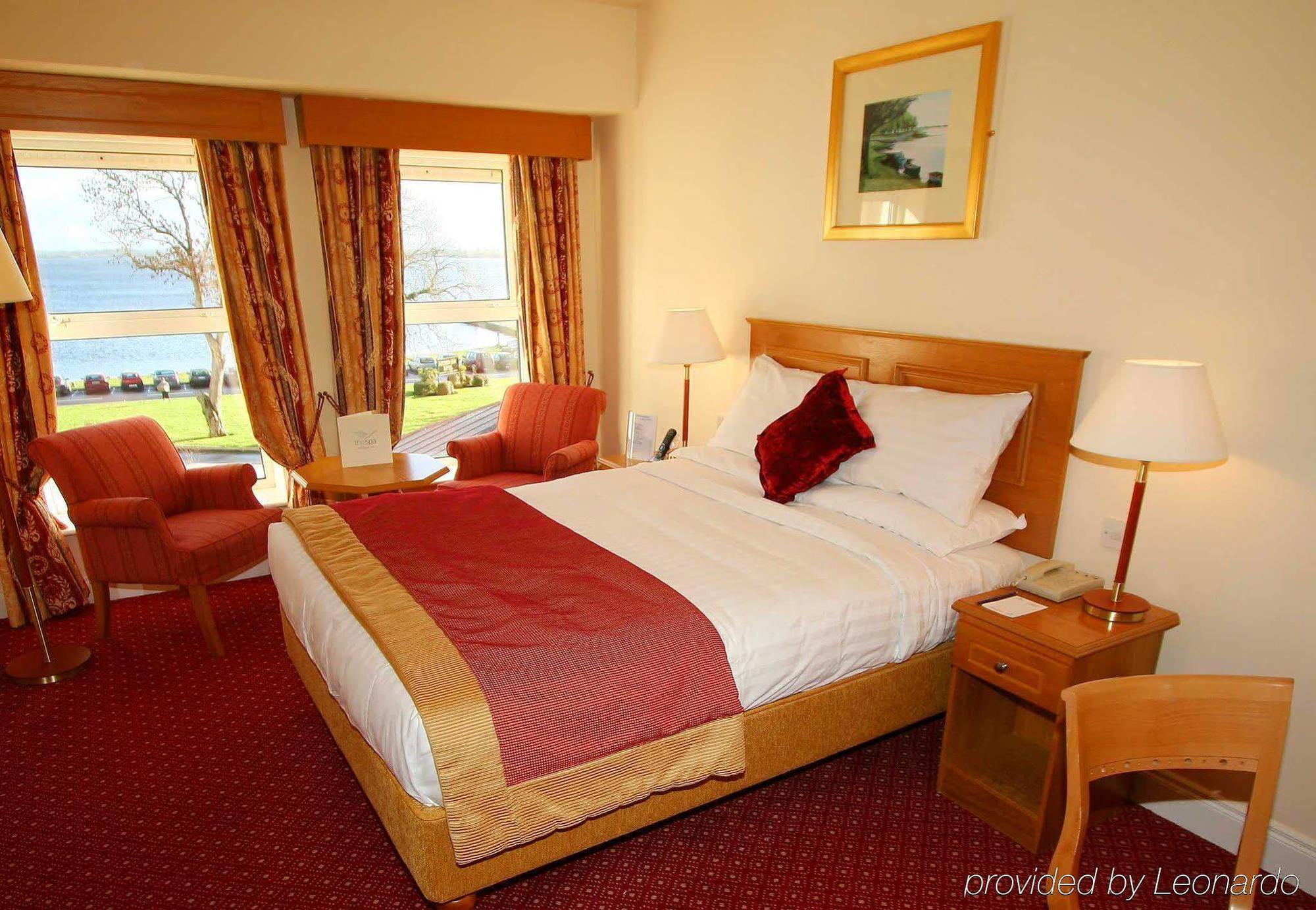 Hodson Bay Hotel 4*