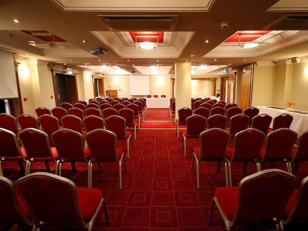 Of Wales Hotel 4*