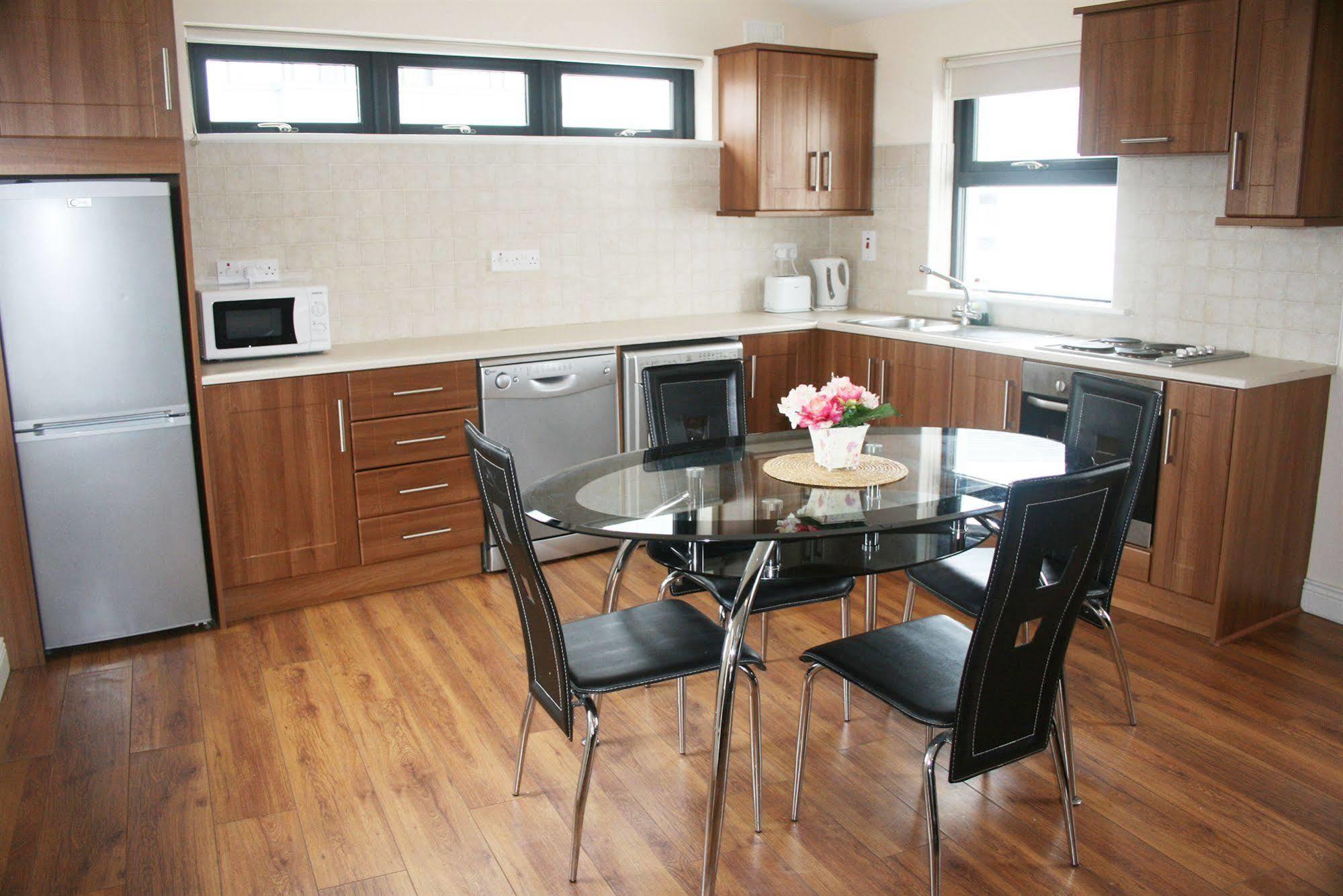 Arch House Apartment