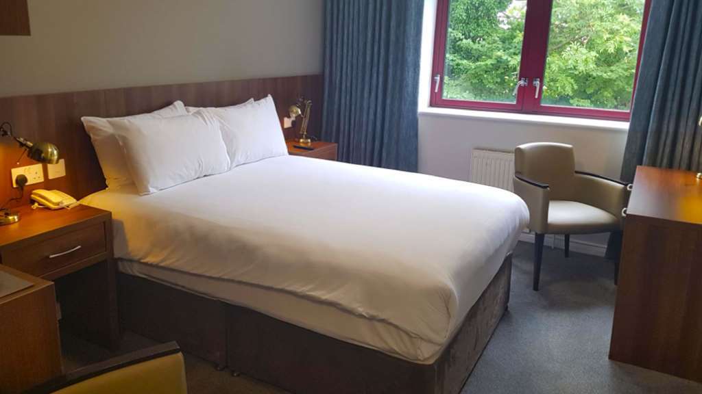 Creggan Court Hotel 3*